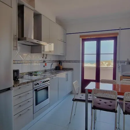 Baleal Holidays - Beach Front Appartement